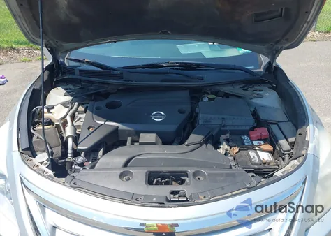 2014 Nissan Altima 2.5/2.5 S/2.5 Sl/2.5 Sv из США, поврежденный, VIN 1N4AL3AP3EN380010